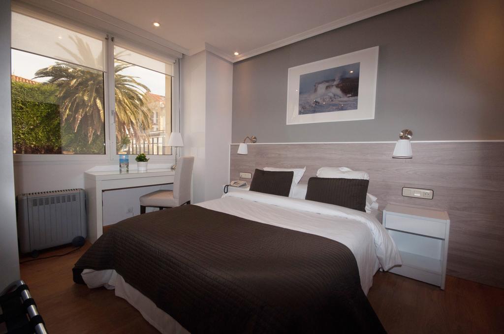 Hotel Don Pepe Ria Ribadesella Værelse billede